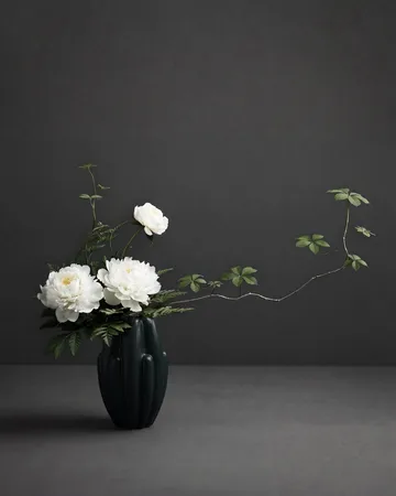 Jarrón Bloom slim mini 34x19,5 cm - Dark green - 101 Copenhagen