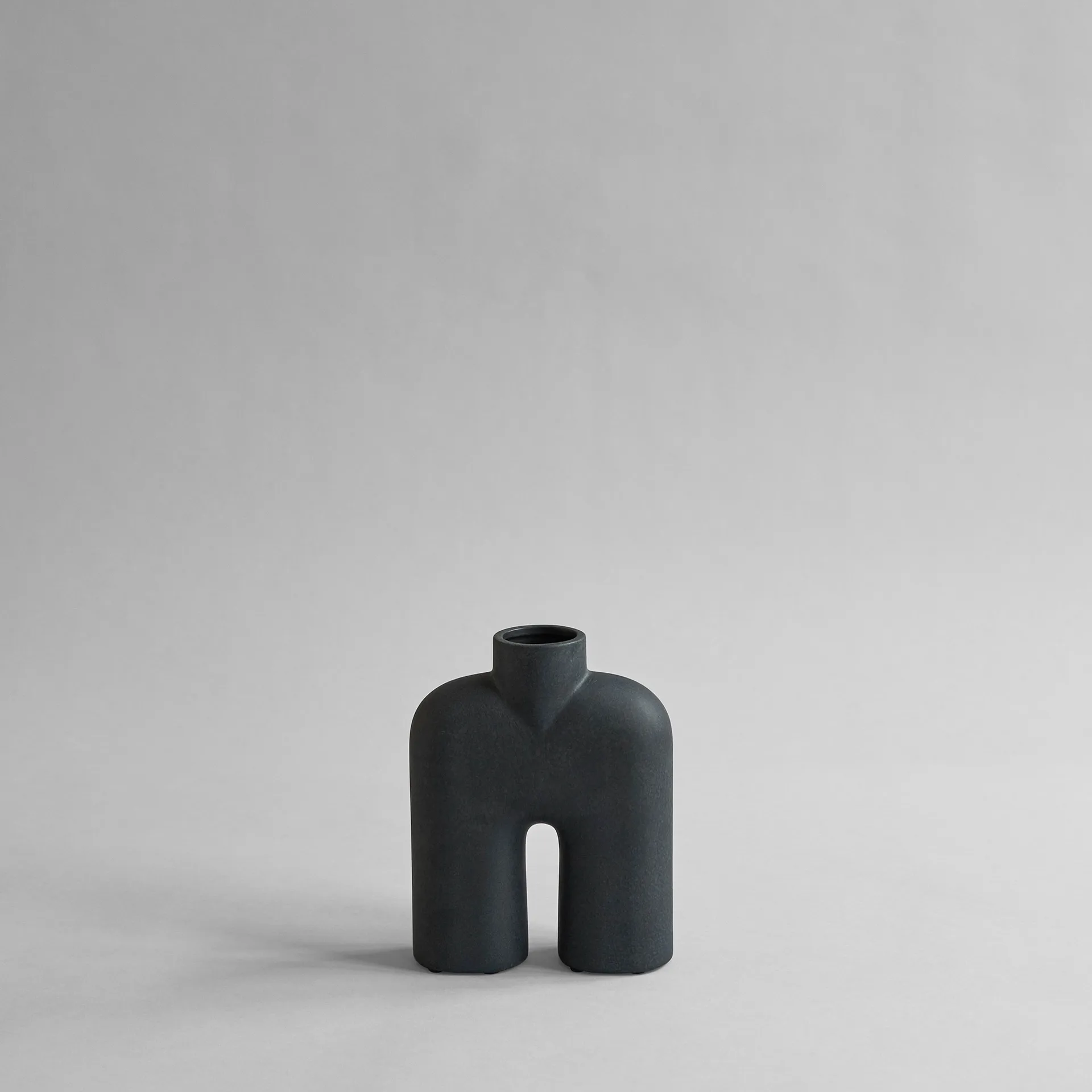 Jarrón Cobra Tall Mini 18x23 cm, Negro 101 Copenhagen