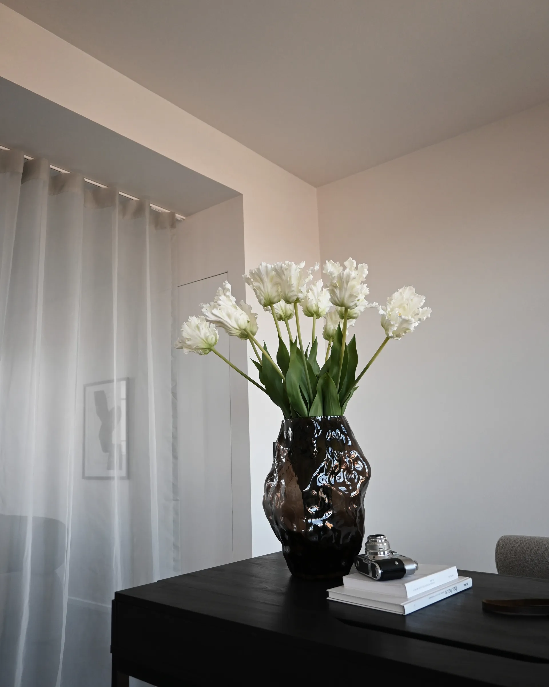 Jarrón Katachi medio, Smoked forest 101 Copenhagen