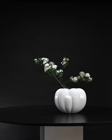 Jarrón petit Bloom 22,5x24 cm - Bone white - 101 Copenhagen