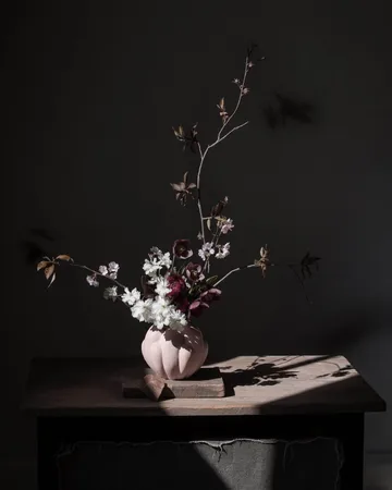 Jarrón petit Bloom 22,5x24 cm - Rose - 101 Copenhagen