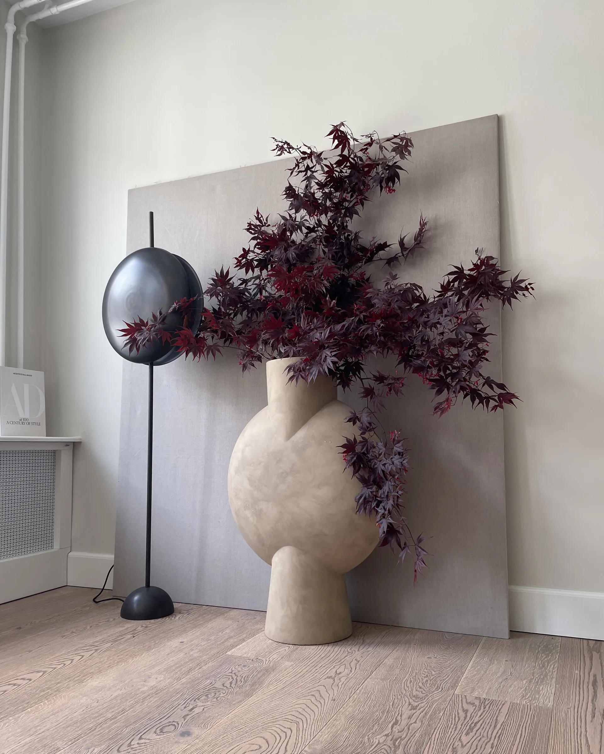 Lámpara de pie Totem 50x165 cm, Bronze 101 Copenhagen