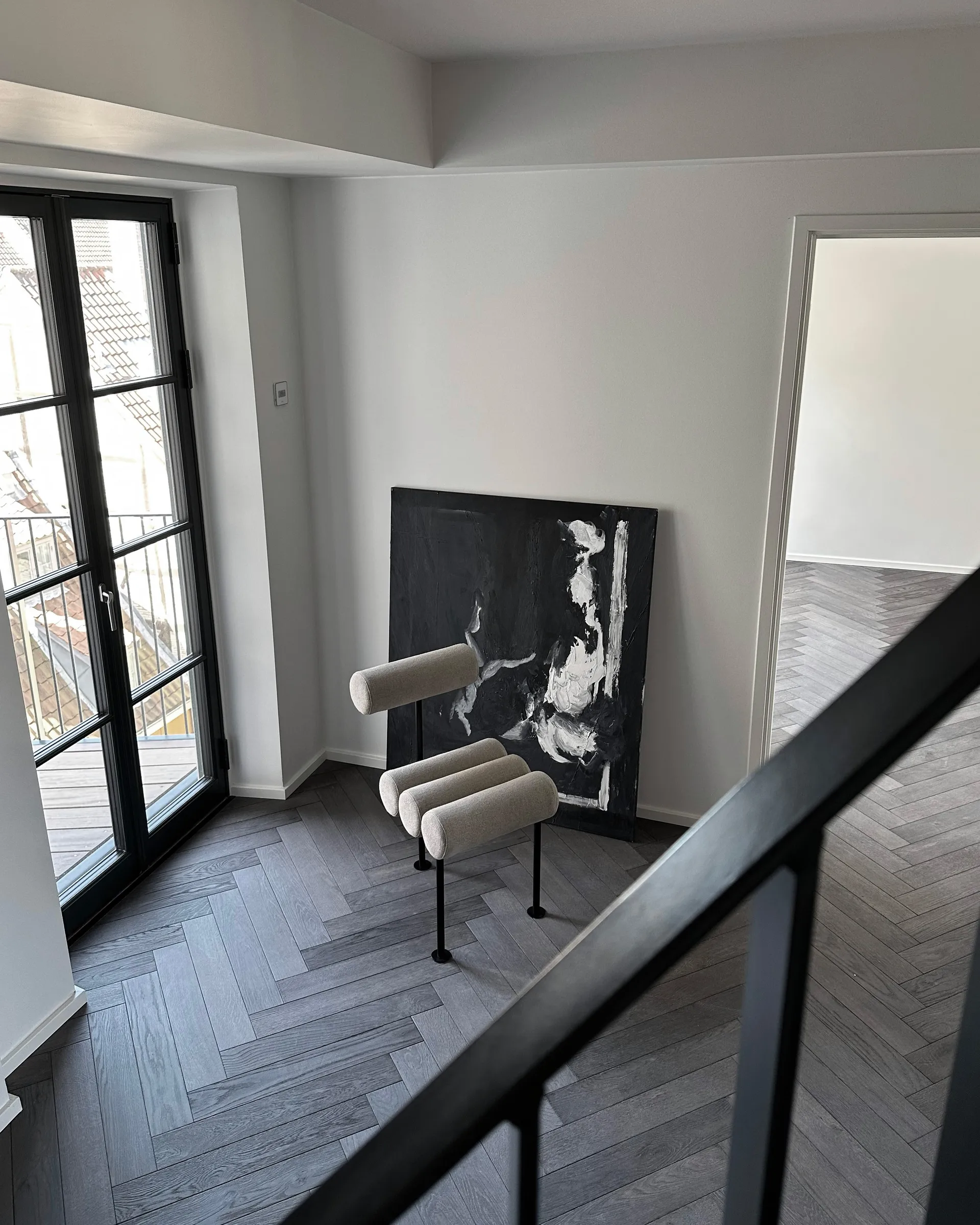 Silla de comedor Hiro, Black frame-Sand 101 Copenhagen