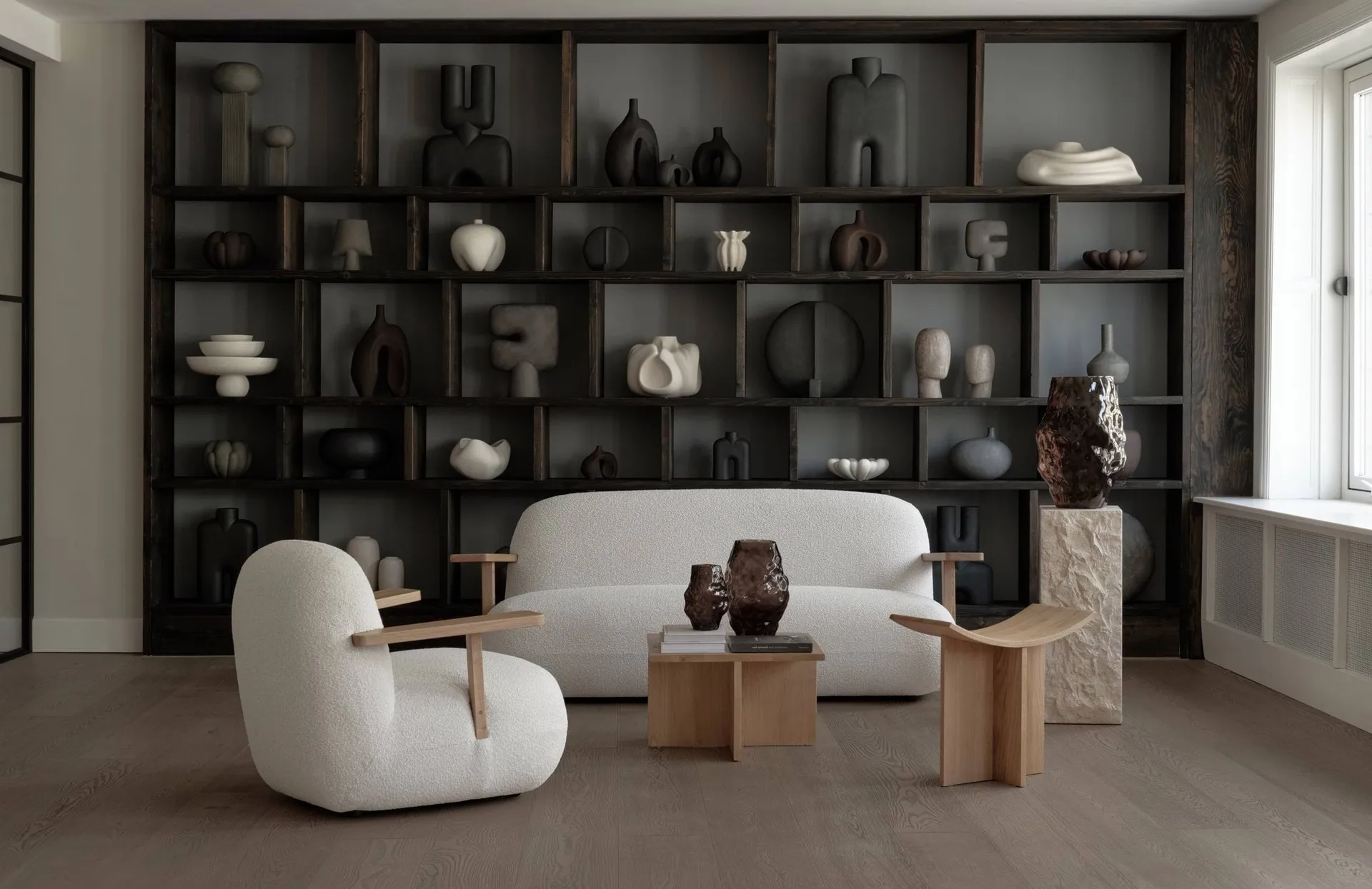 Sillón con reposabrazos Toe chair, Natural oak-off white 101 Copenhagen