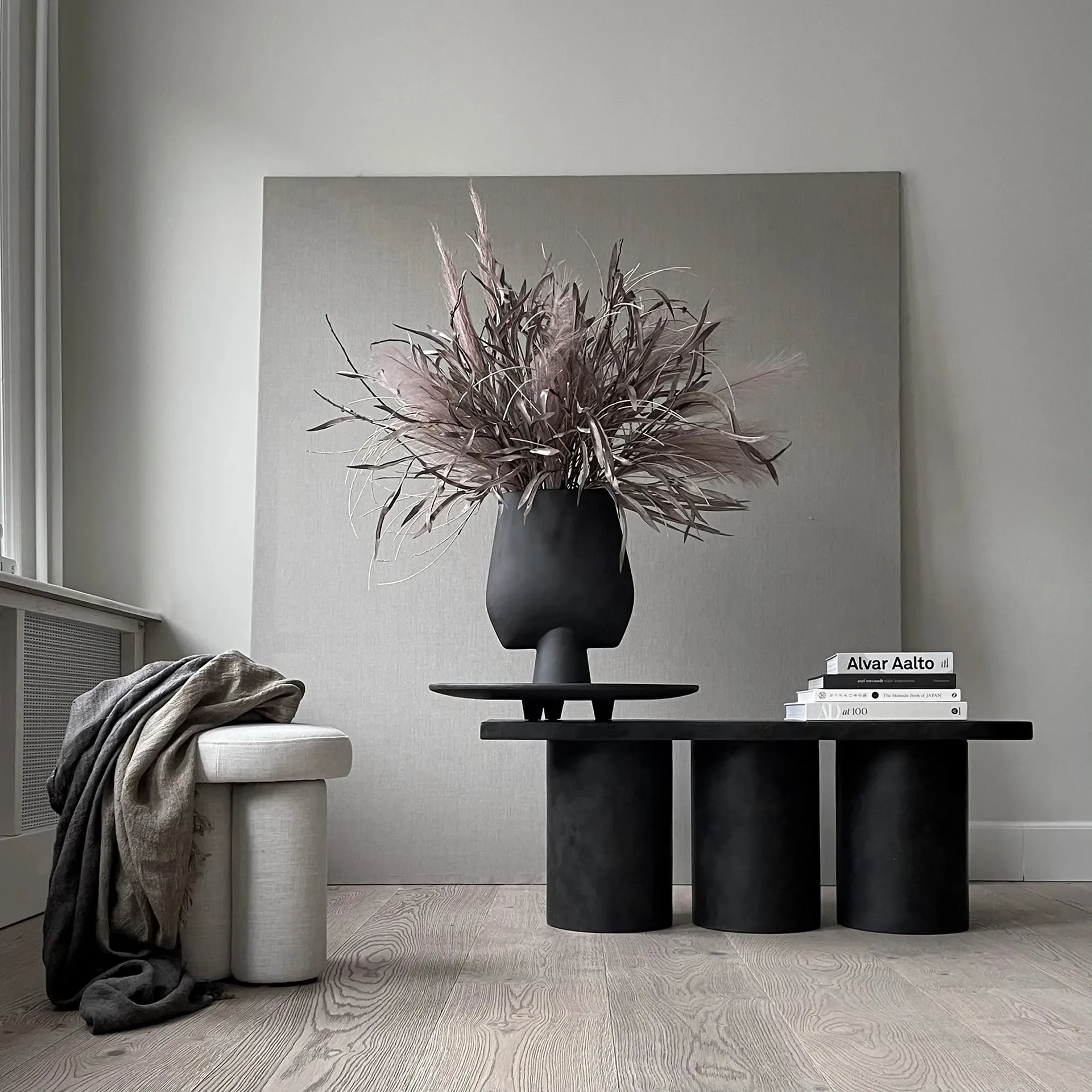 Taburete Big Foot lino, white chalk 101 Copenhagen