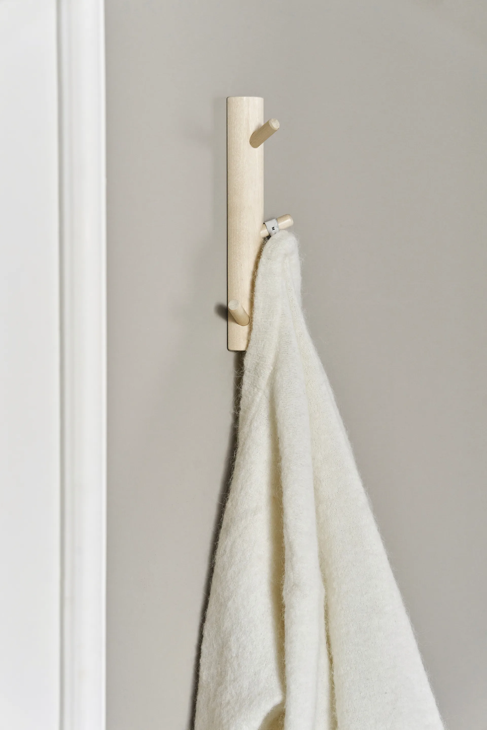 Colgador vertical Allsarp con 3 ganchos, Abedul 1898