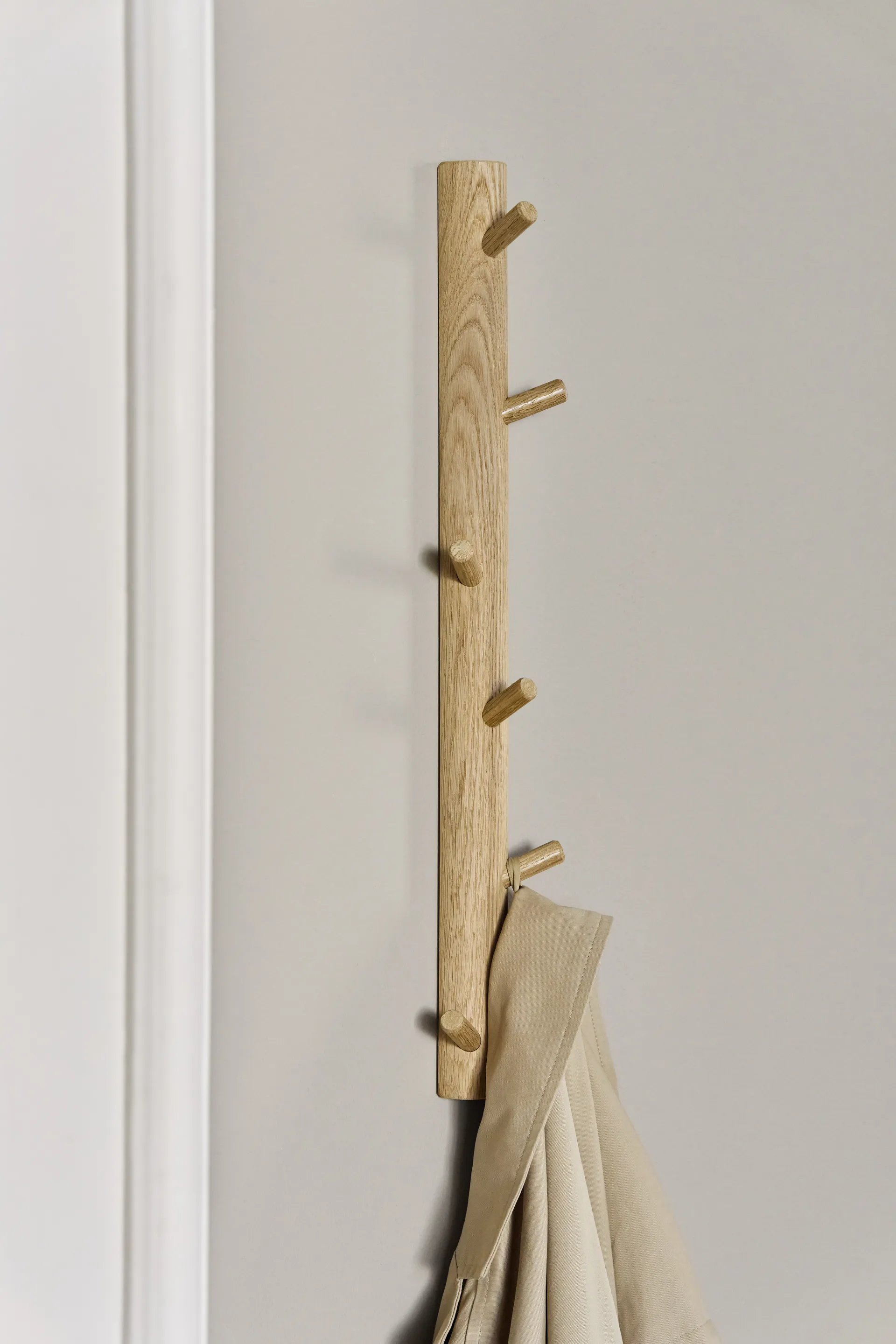 Colgador vertical Allsarp con 6 ganchos, Roble 1898