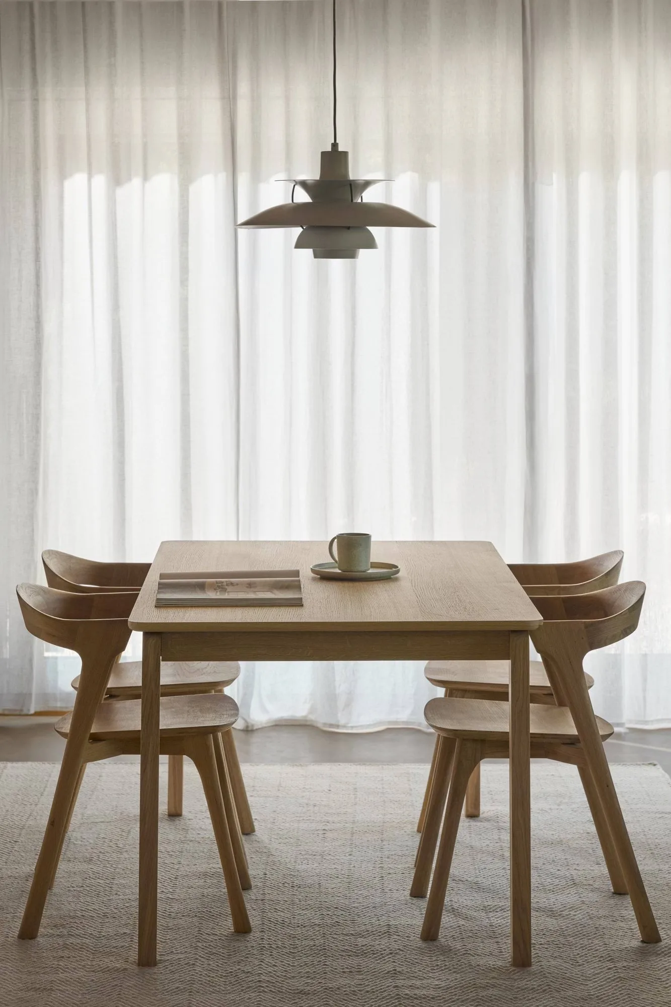 Mesa Alfred, Roble pigmentado blanco, 90x160 cm 1898