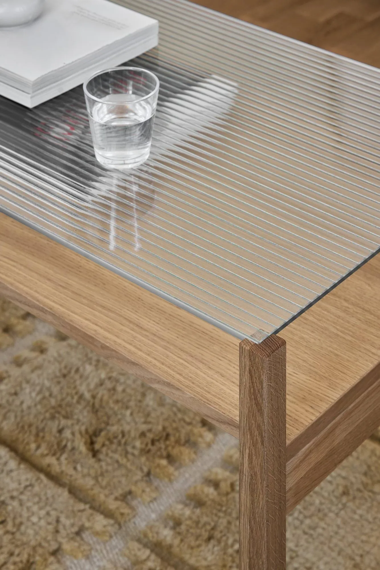 Mesa de centro Lid , Roble pigmentado blanco-vidrio, 125x50 cm 1898