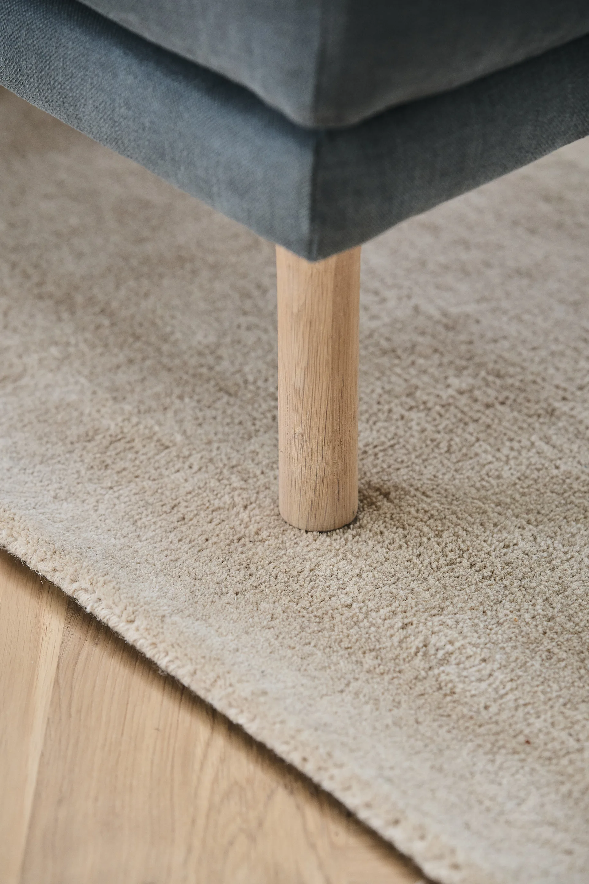 Reposapiés Lidnäs, Caleido gris oscuro 1898