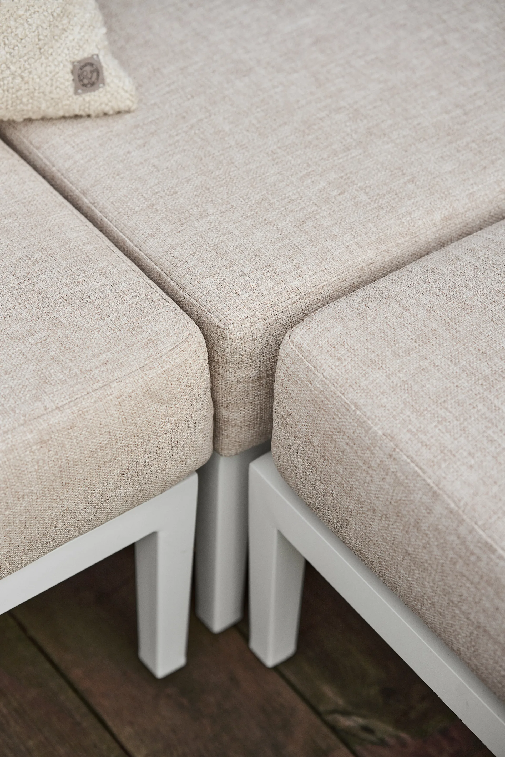 Reposapiés Santander, Blanco-beige 1898