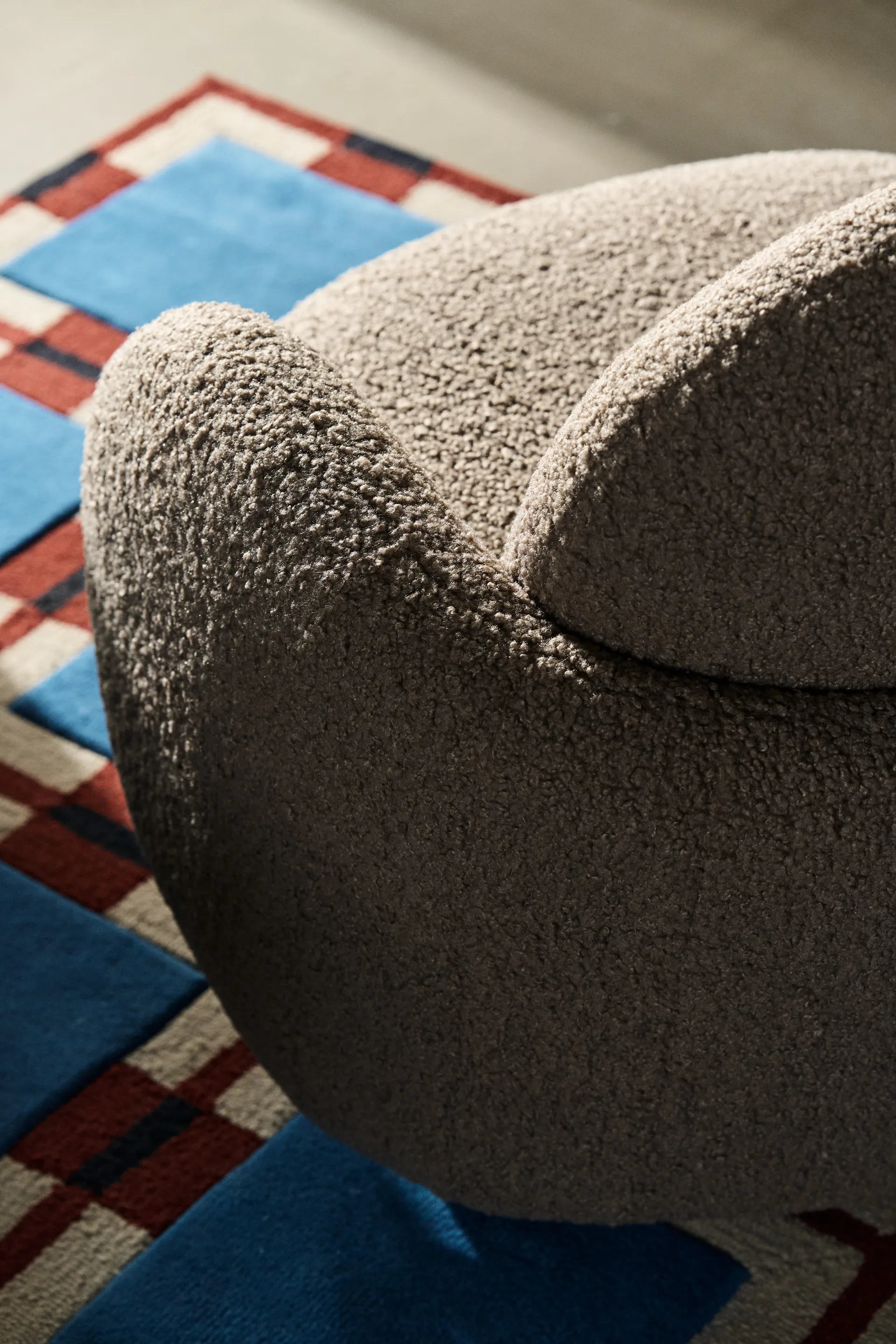 Sillón Mo con función giratoria, Glore brown 1898