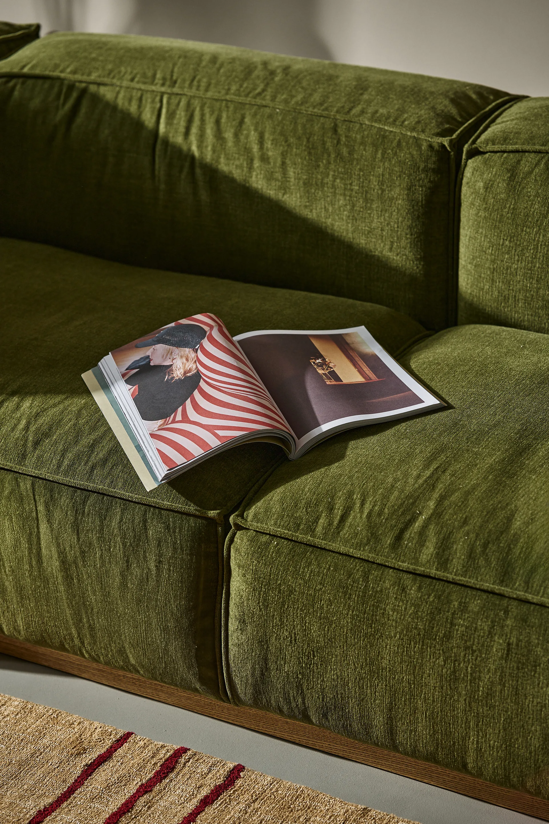 Sofá Bergsdal, Luisa green 1898