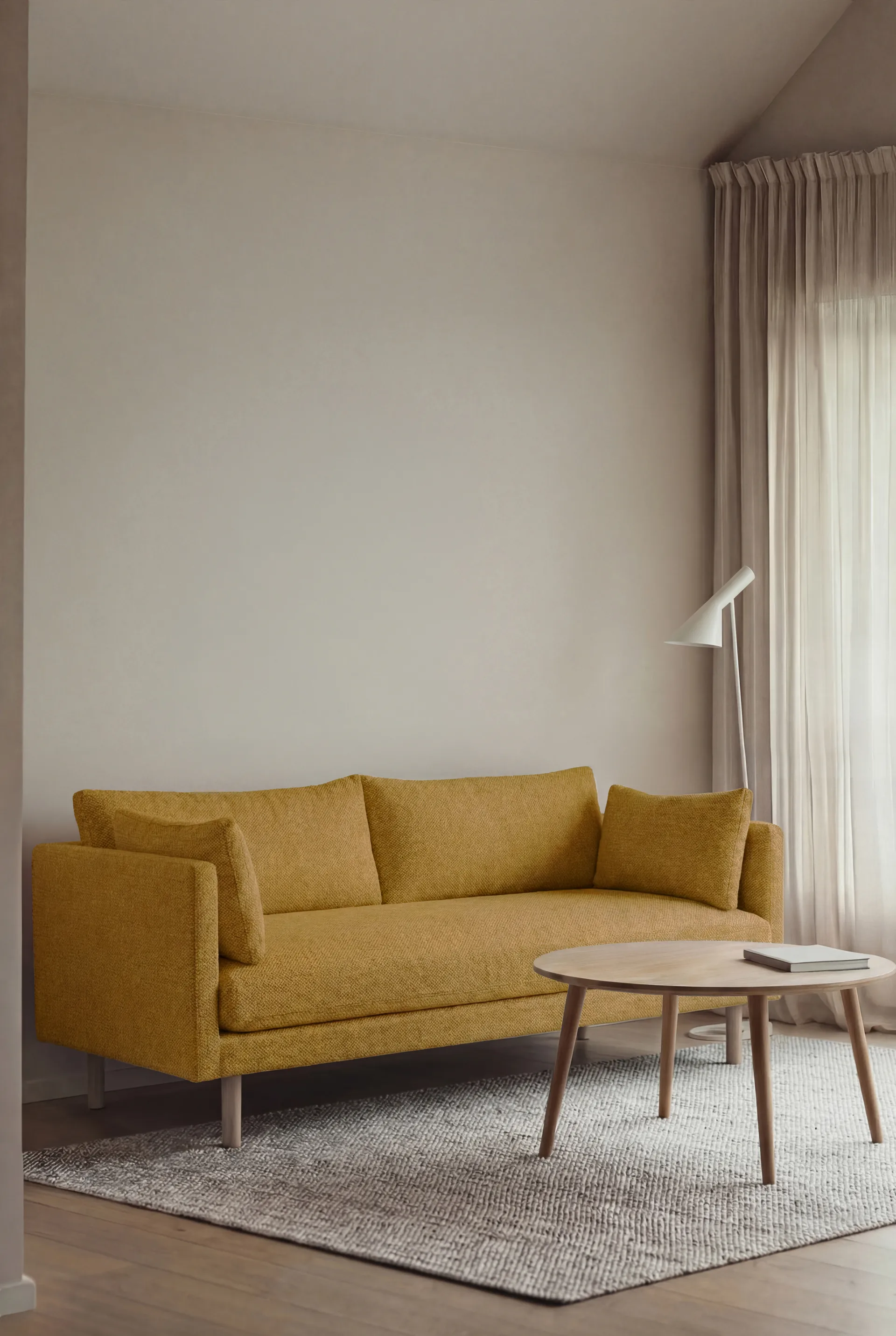 Sofá Linnevik, Luiza Mustard 3972-roble blanco aceitado, 2 plazas, sin faldón 1898