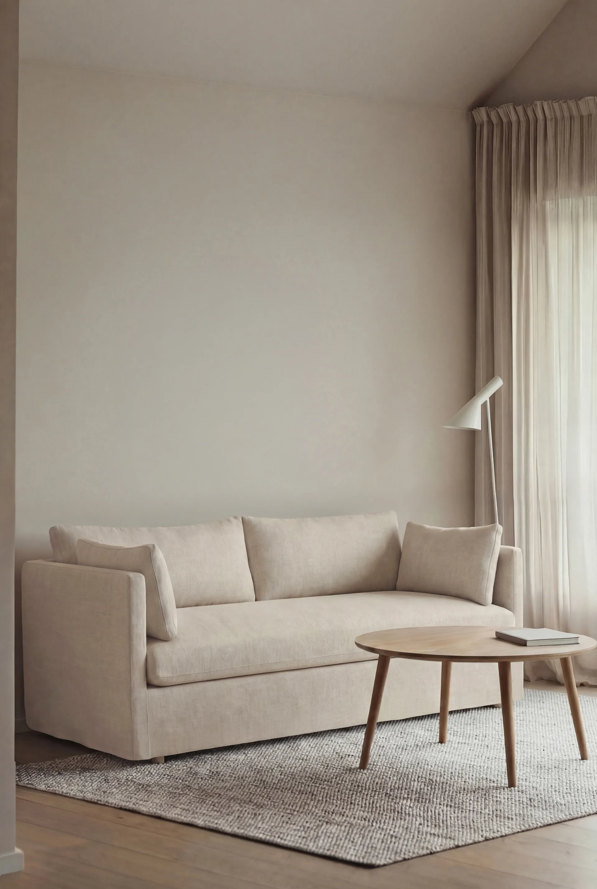 Sofá Linnevik, Same Beige 6670-roble blanco aceitado, 2 plazas, con faldón 1898