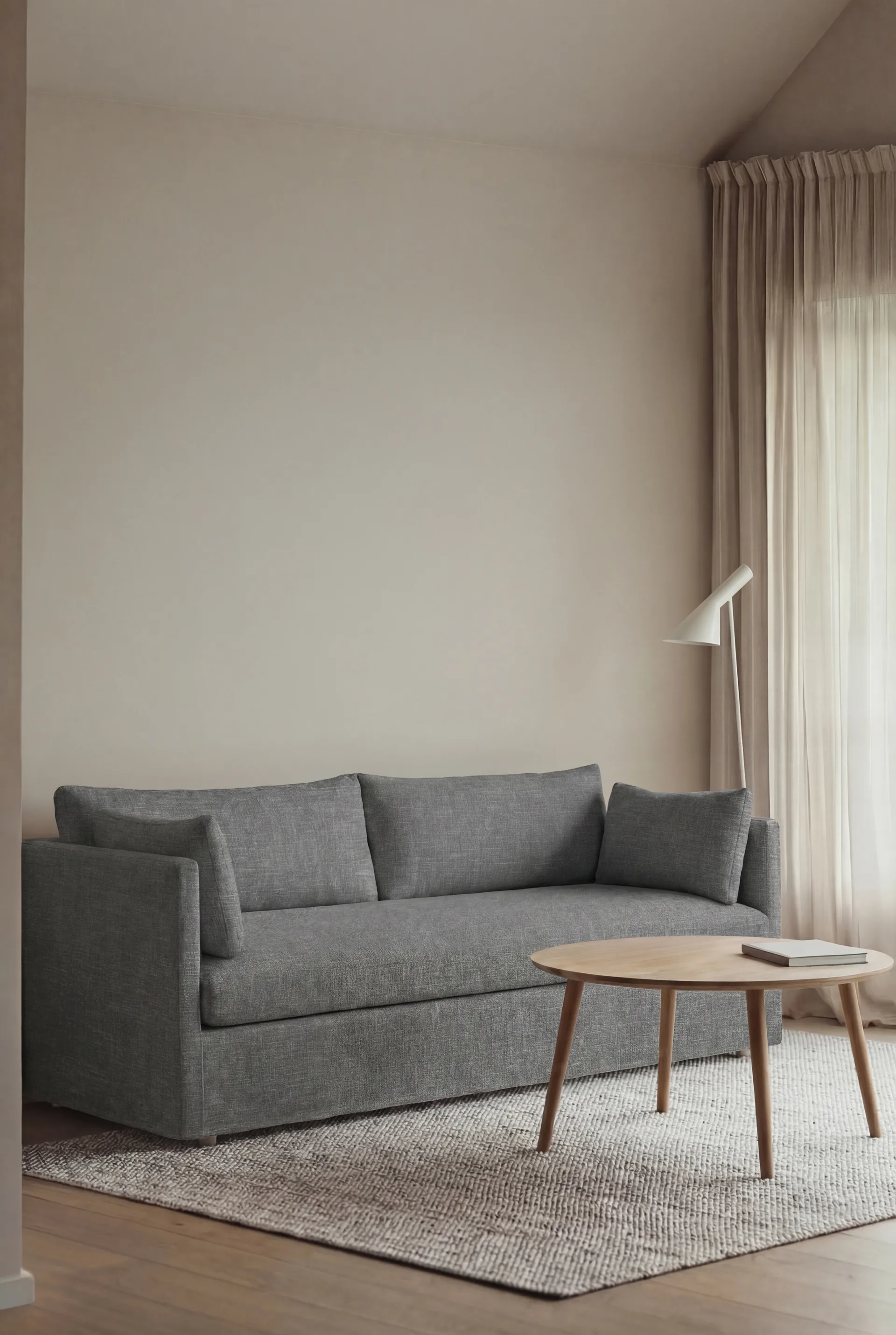 Sofá Linnevik, Same Blue 6678-roble blanco aceitado, 3 plazas, con faldón 1898