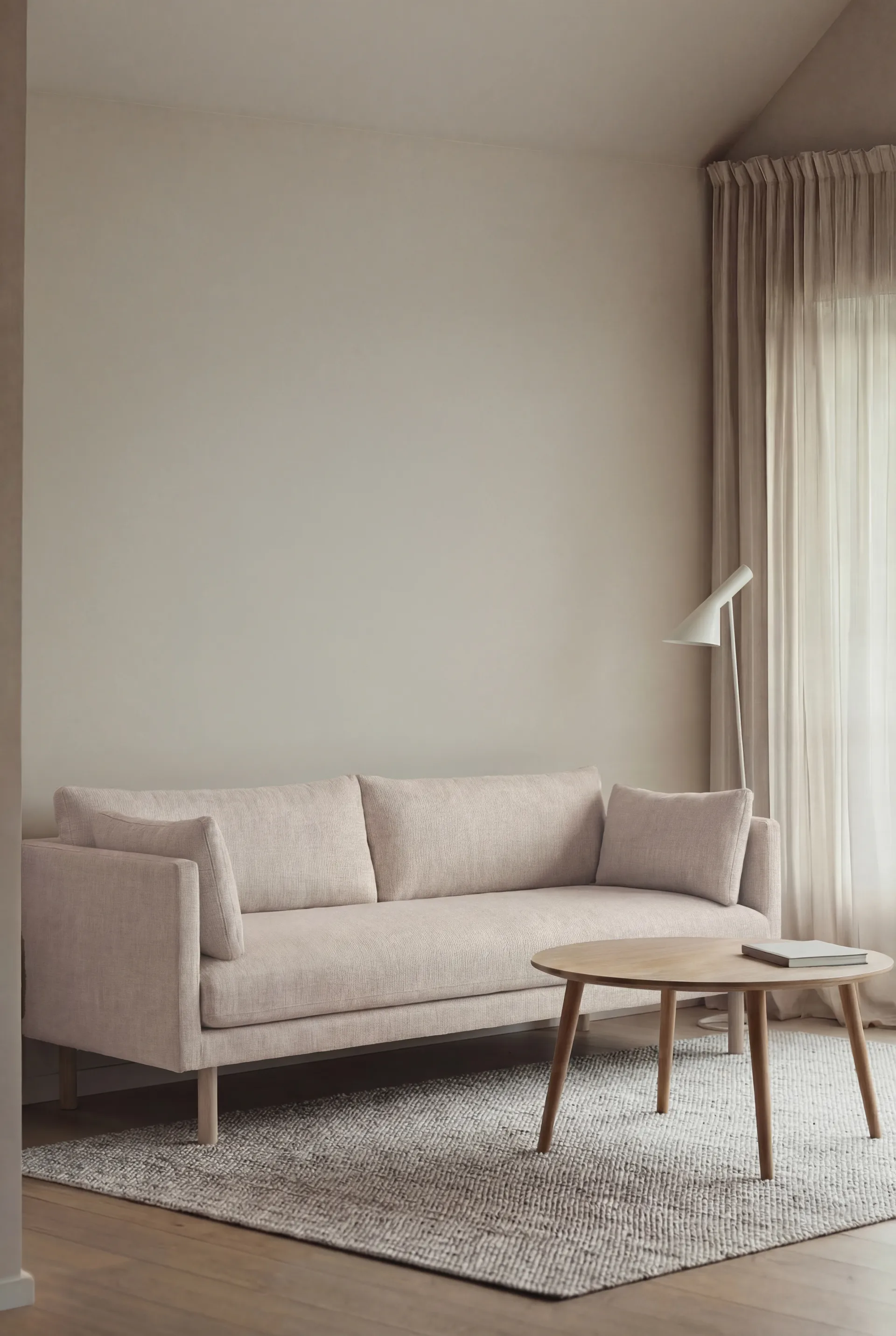 Sofá Linnevik, Same Off White 6671-roble blanco aceitado, 3 plazas, sin faldón 1898