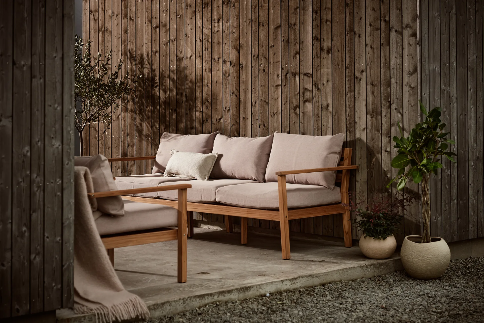 Sofá Stockaryd de 3 plazas teak/beige,  1898