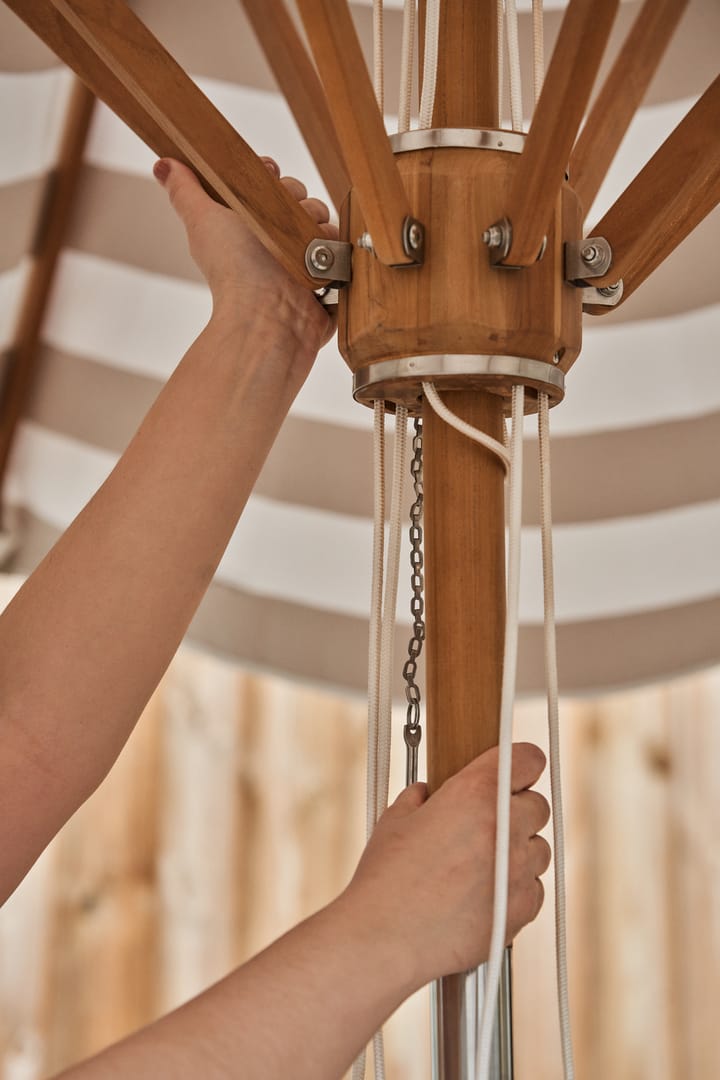 Sombrilla Hisshult Ø270 cm, Beige stripe-teak 1898