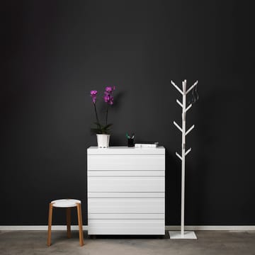 Cómoda White 4 cajones - patas de roble - A2