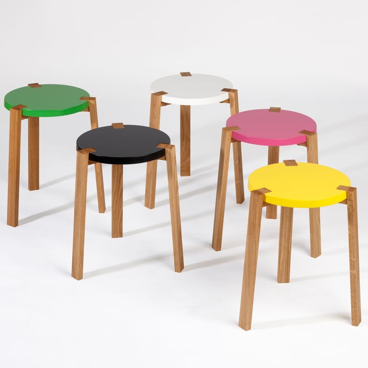 Taburete Happy, Turquesa, patas de roble A2