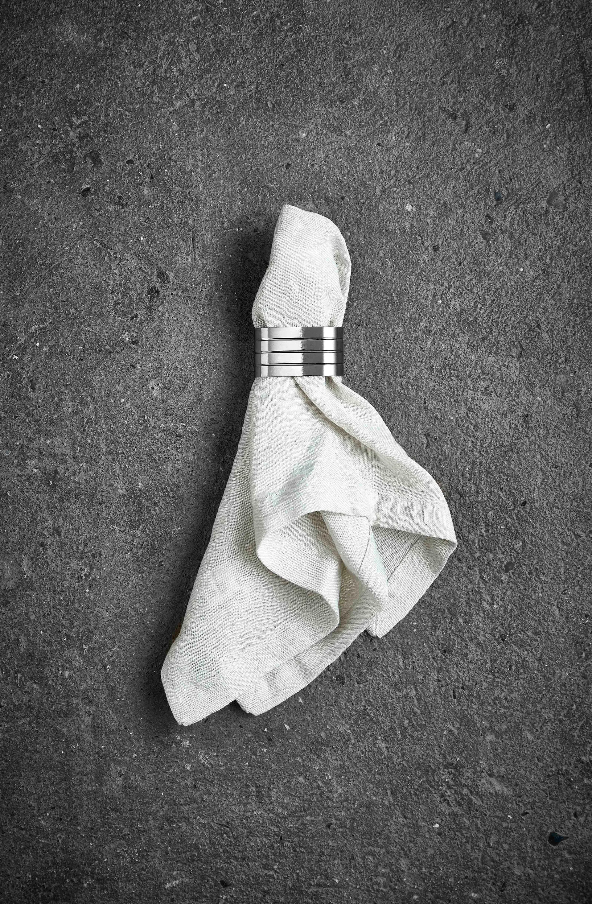 4 Anillos servilleteros Groovy, Acero inoxidable Aida