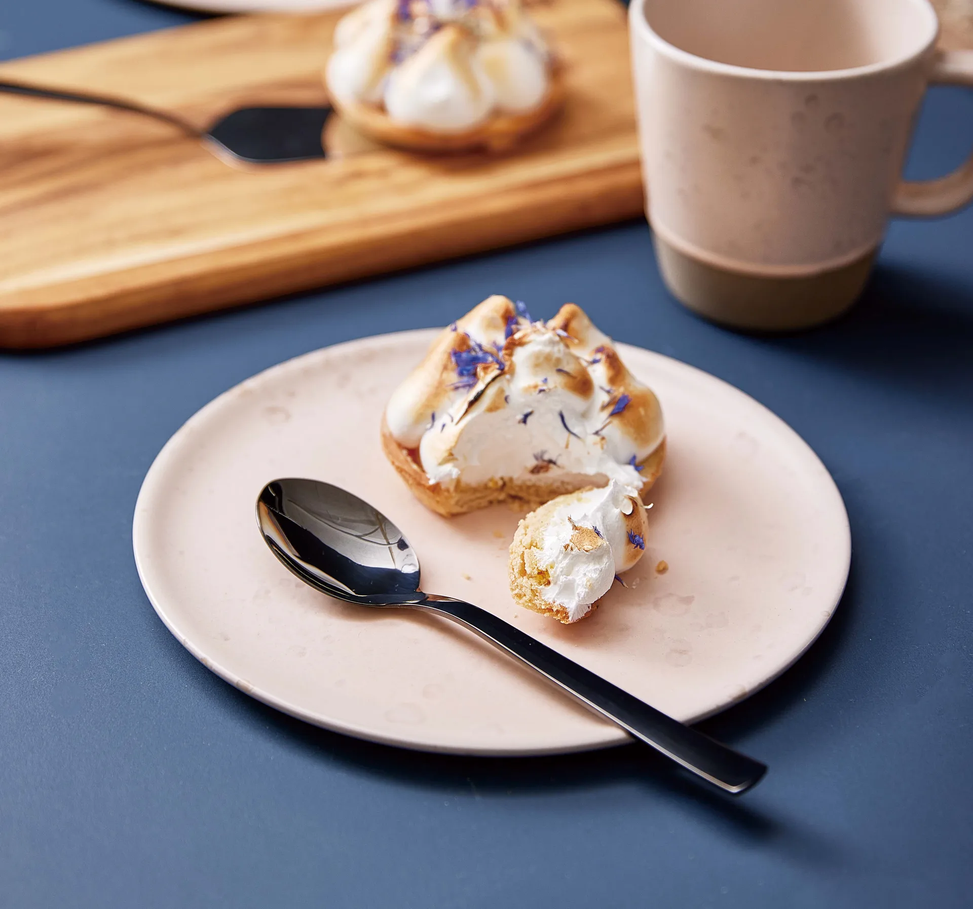 4 Cucharas de postre Raw, negro Aida