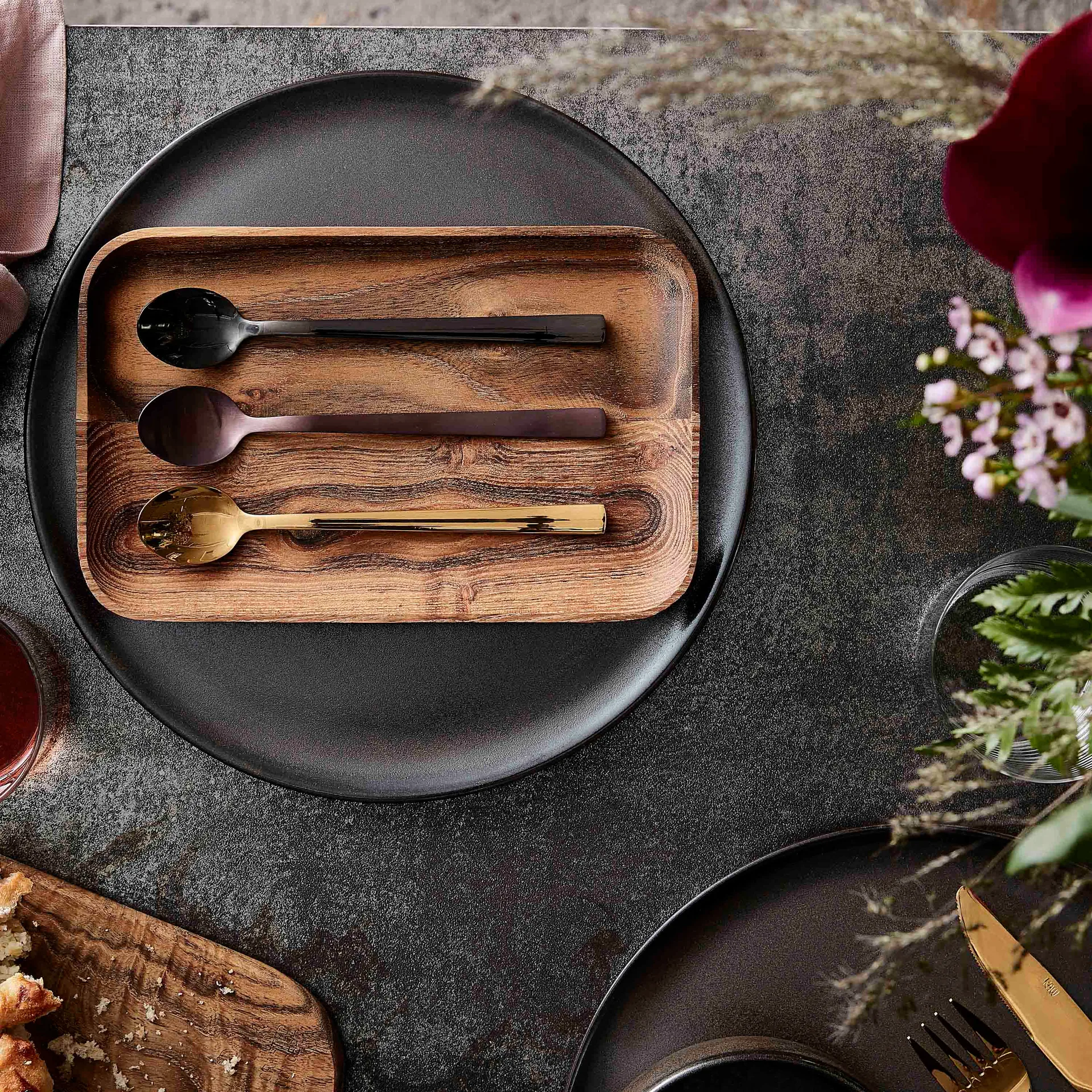 4 Cucharillas de café con leche Raw, Black Aida