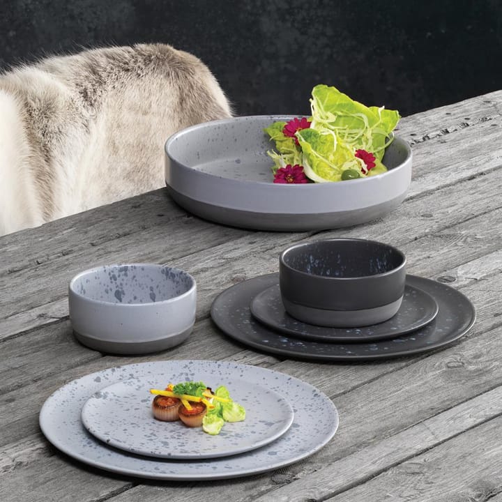 Bol Raw Ø13,5 cm, negro con puntos Aida