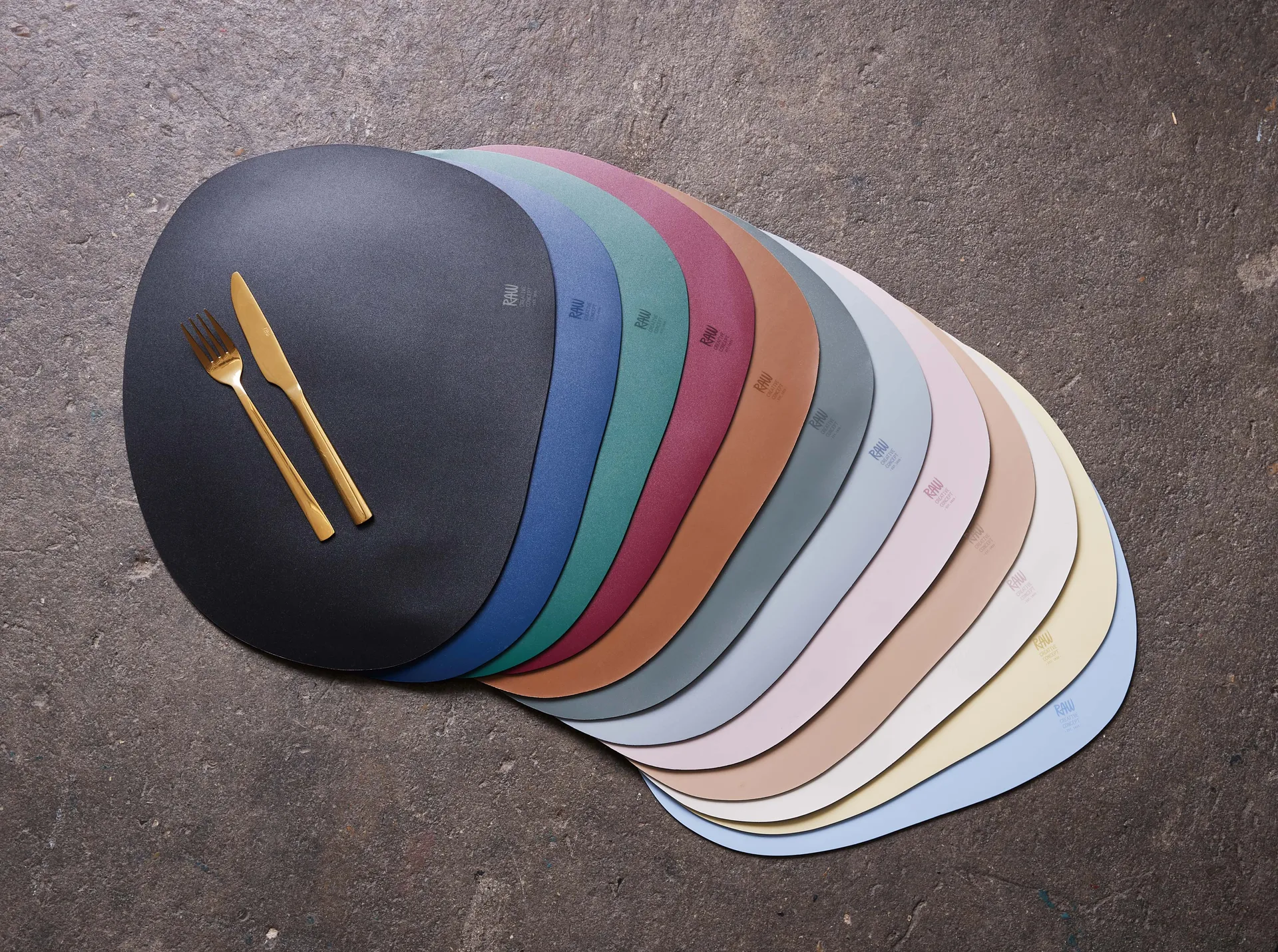 Mantel individual de silicona Raw creative 41x33,5 cm, Negro Aida