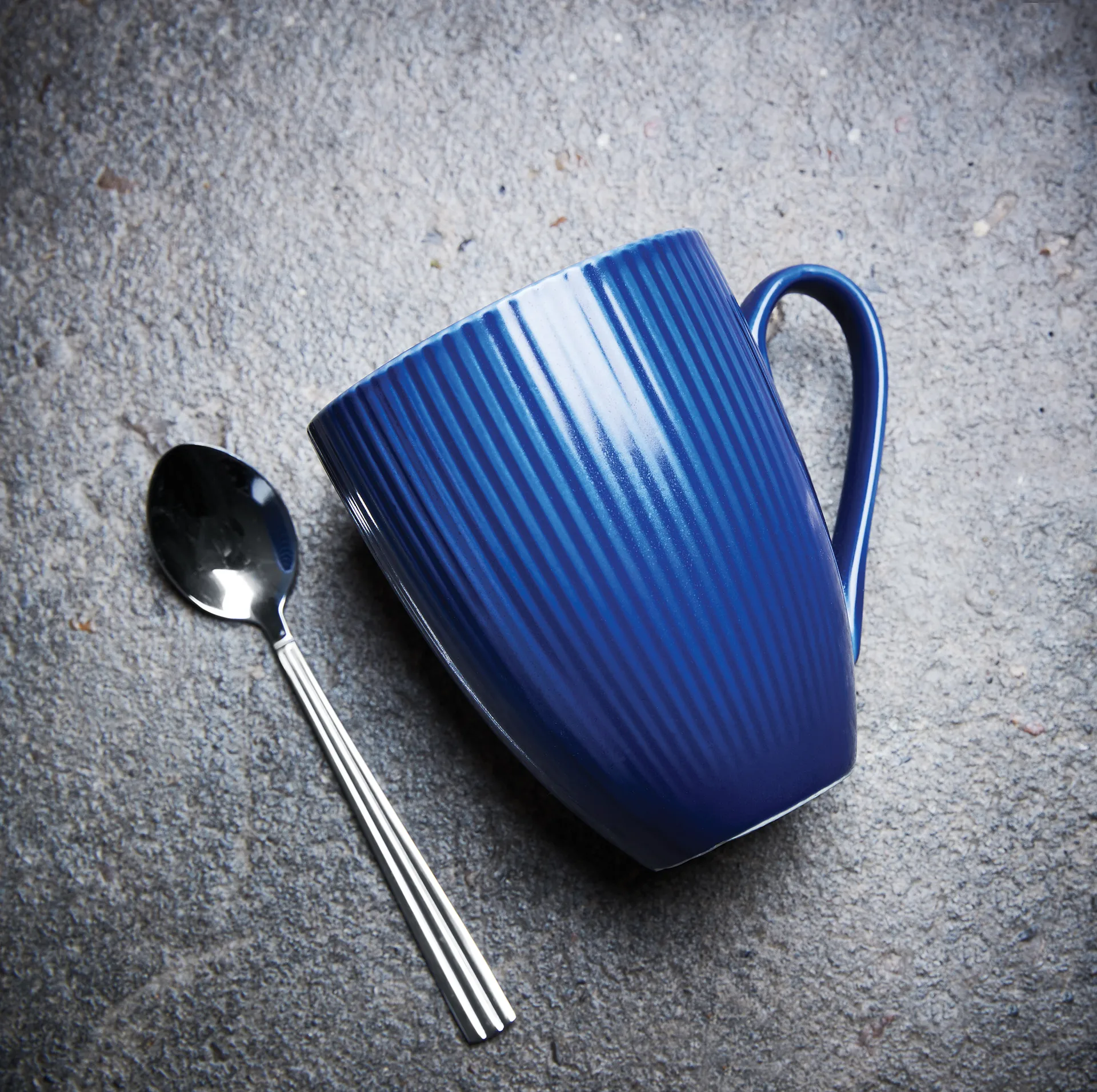 Mug Groovy 30 cl, Azul Aida