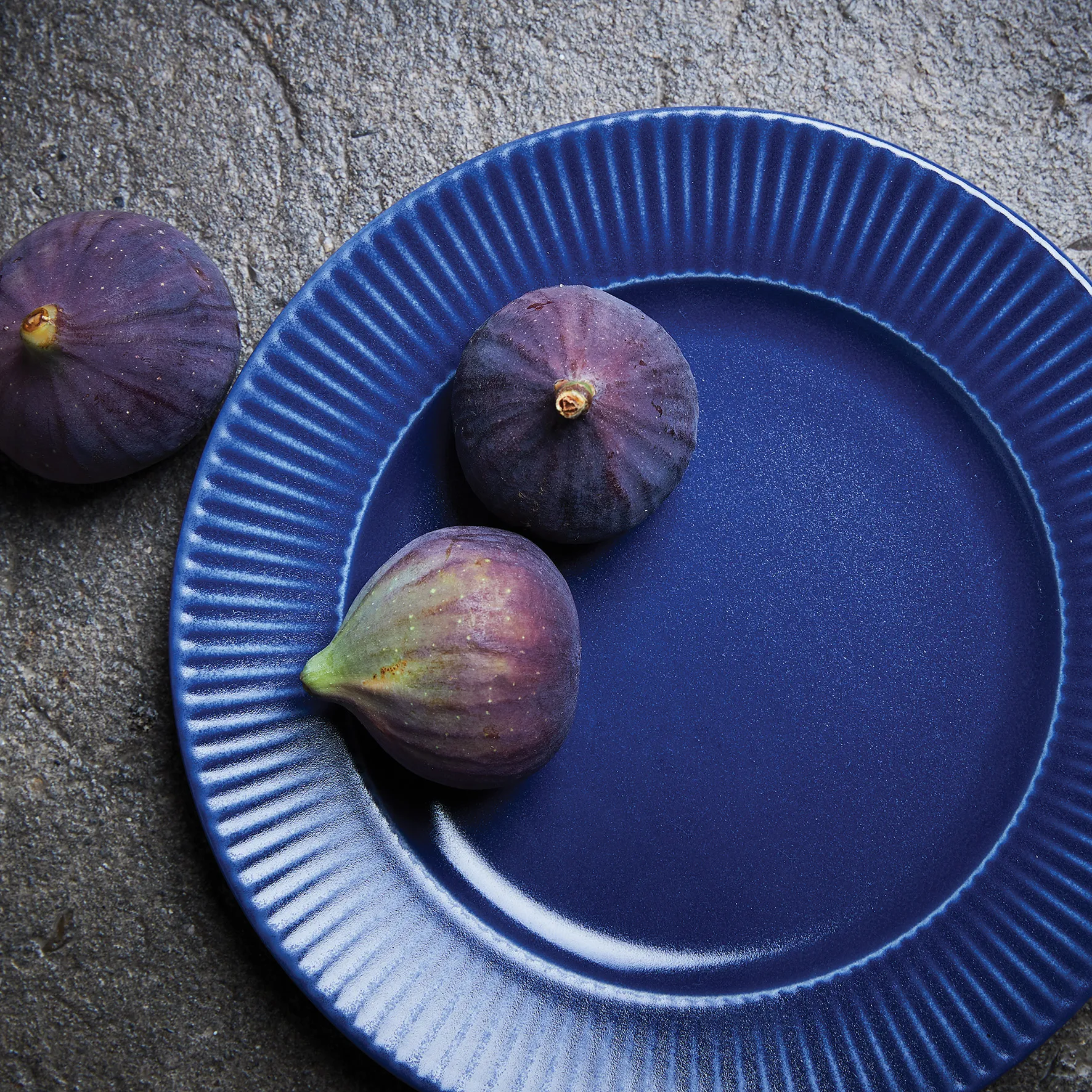 Plato Groovy Ø 21 cm, Azul Aida