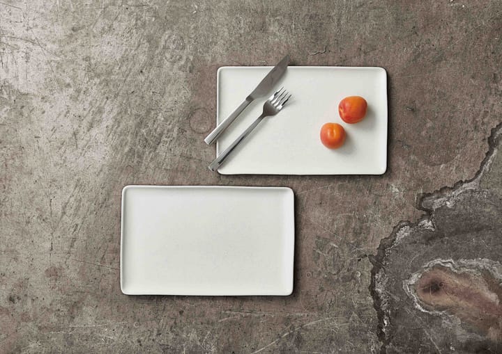 Plato Raw 31,5x20 cm, Arctic white Aida