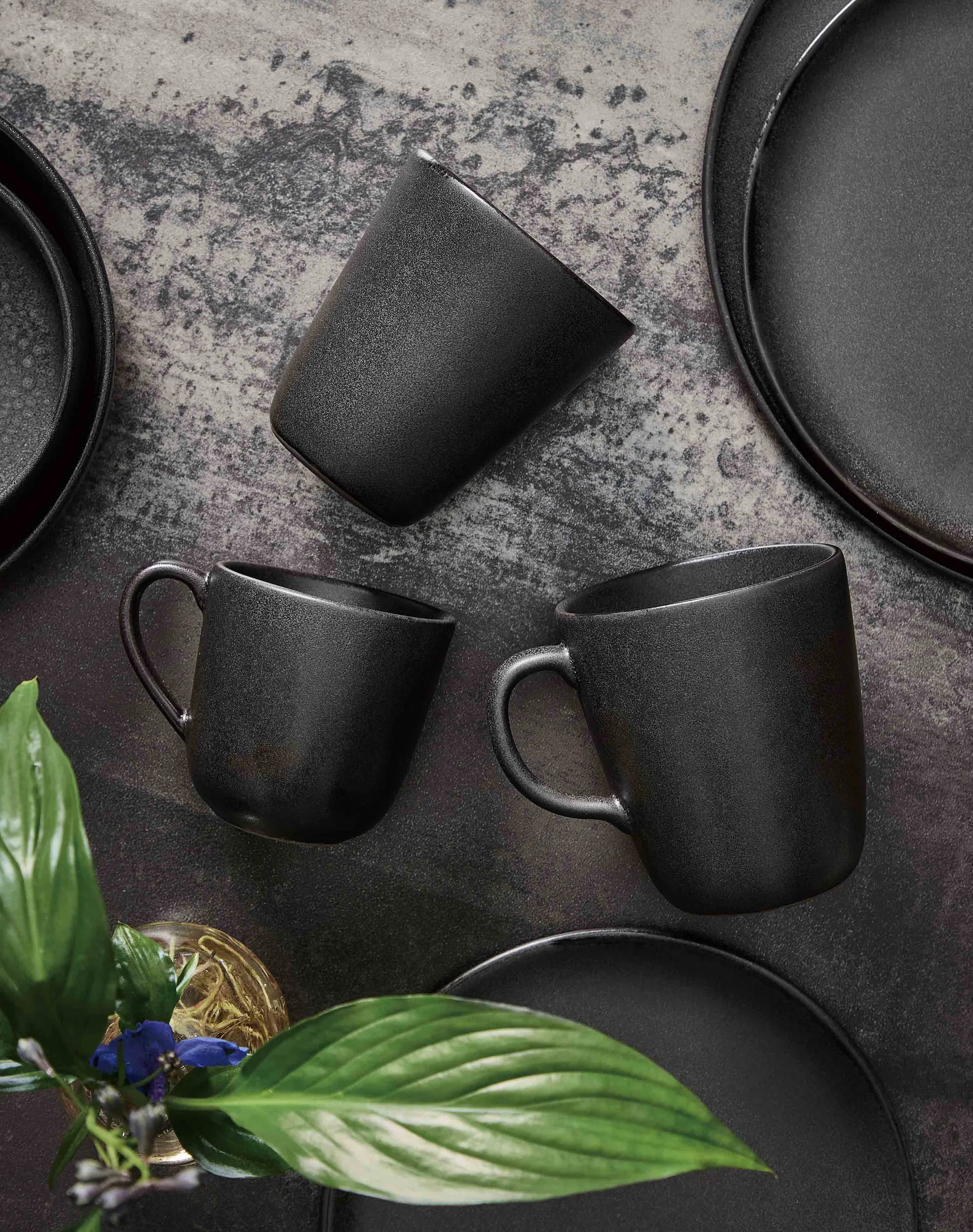 Taza con asa Raw 20 cl, Titanium black Aida