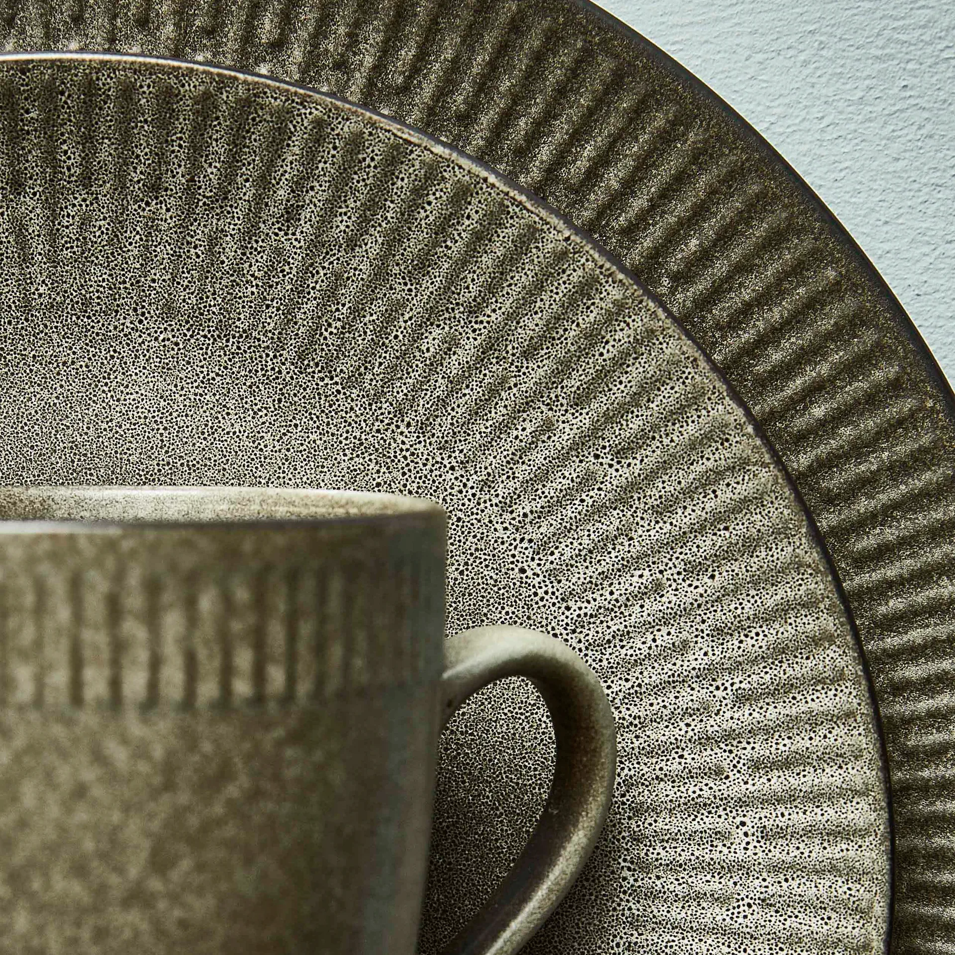 Taza Relief 30 cl, gris Aida