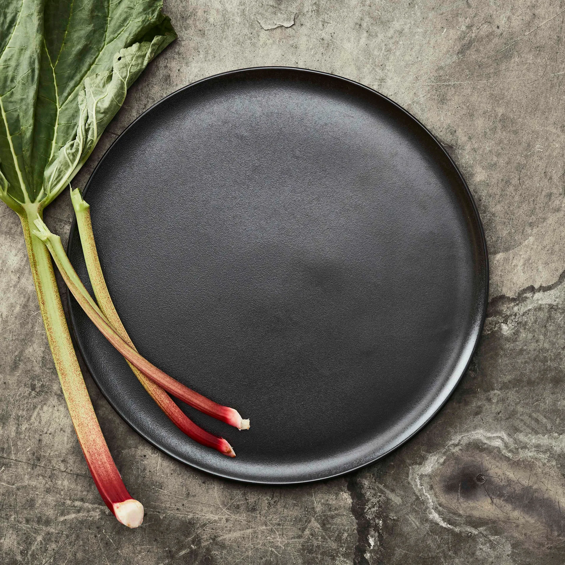 uente de servir Raw FØ 42 cm, Titanium Black Aida