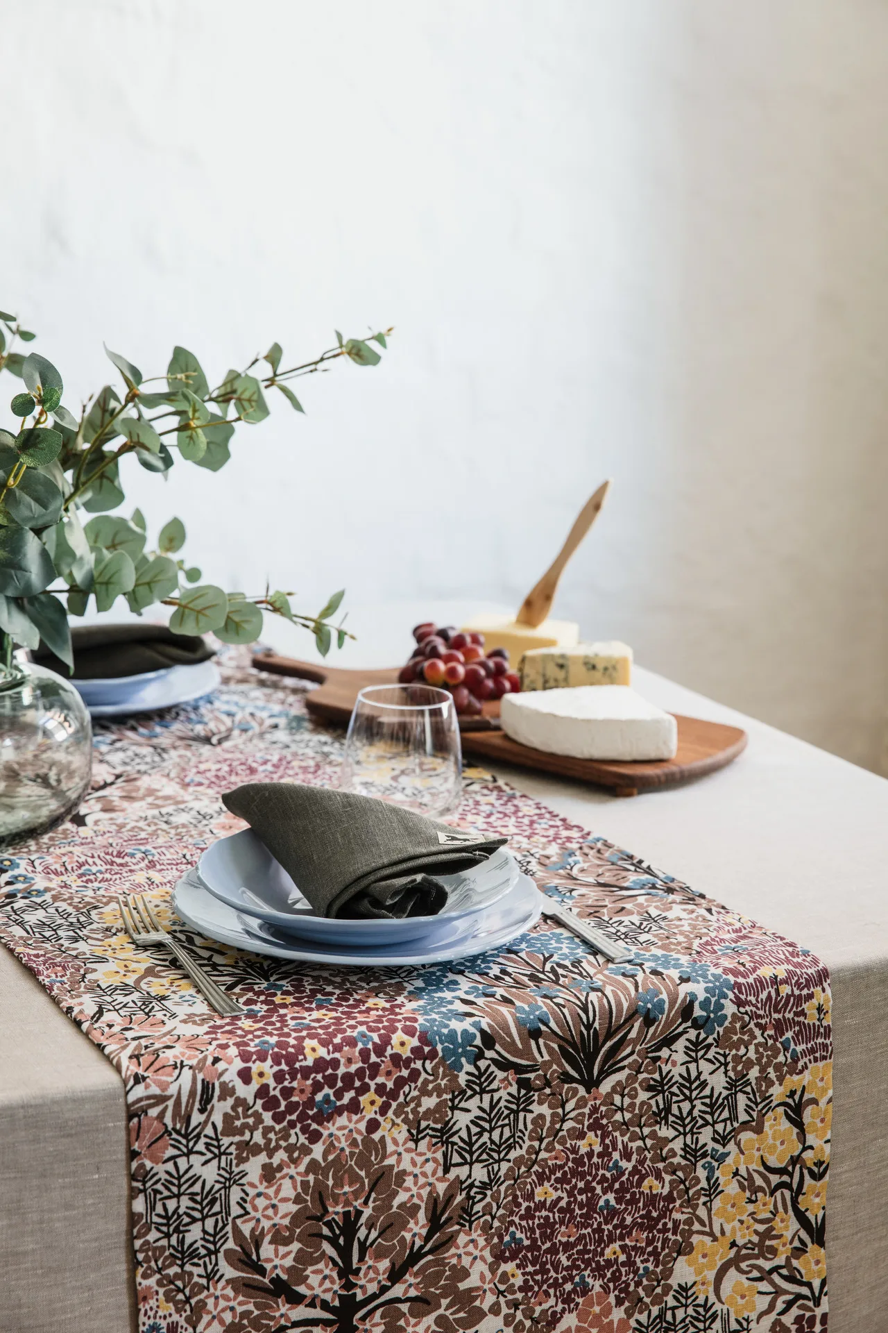 Camino de mesa Botanic Garden 45x150 cm, Rosa-marrón Almedahls