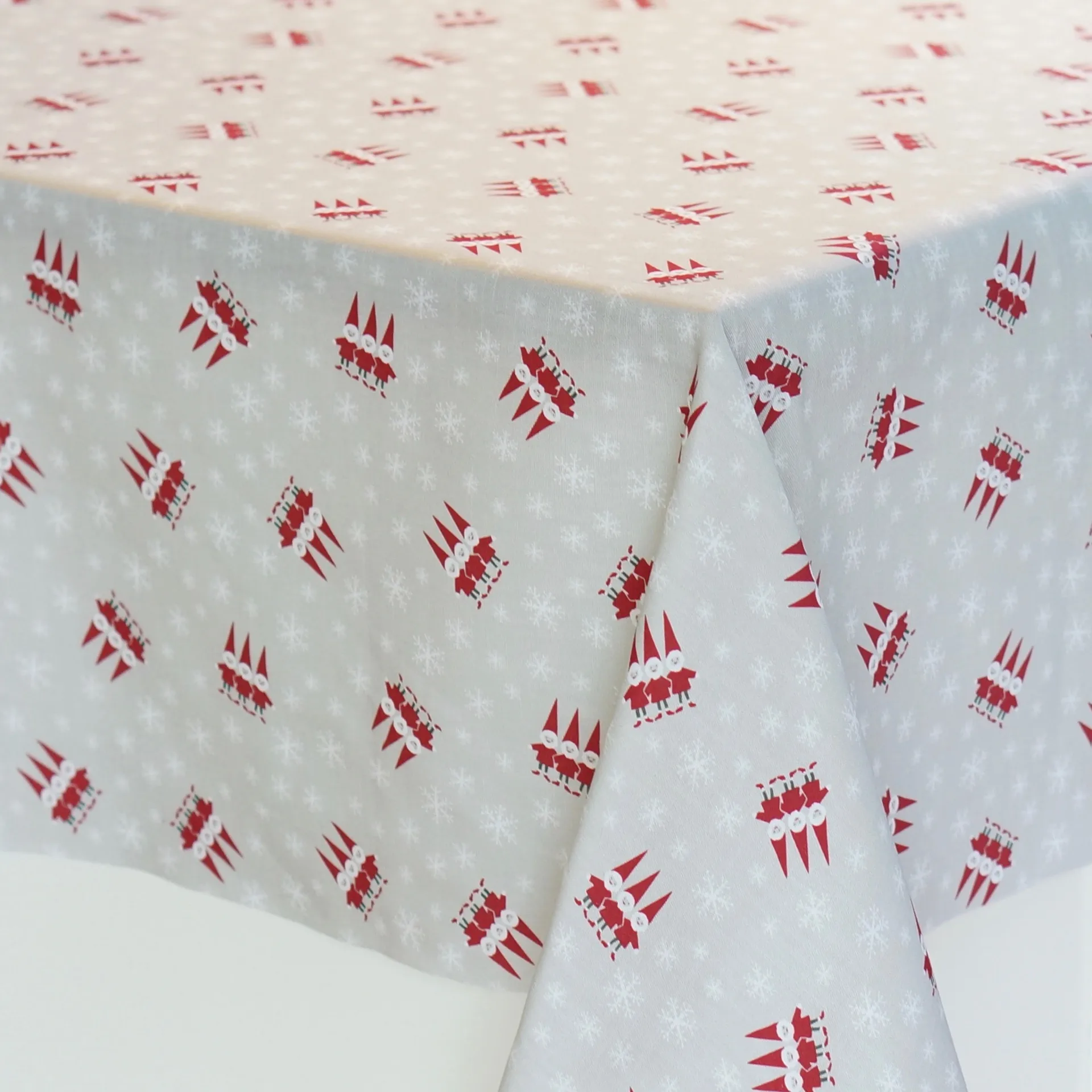 Hule Tomtenisse 145x220 cm, Beige Almedahls