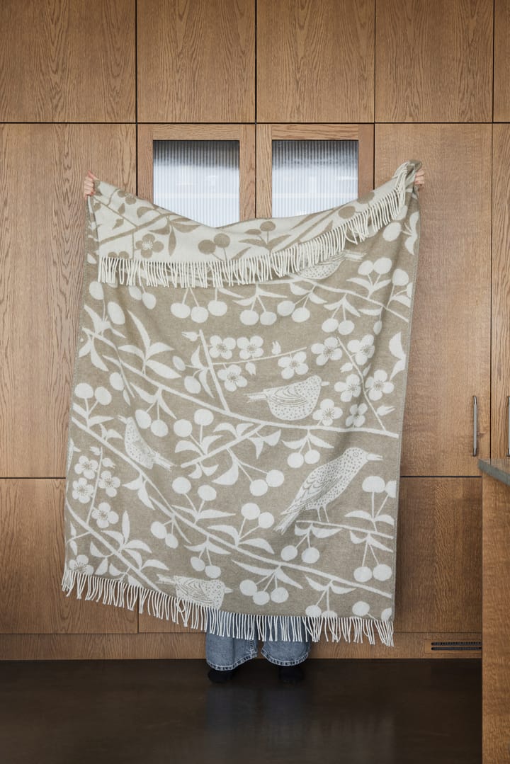 Manta Körsbärsträdgården 130x170 cm, Marrón-blanco roto Almedahls
