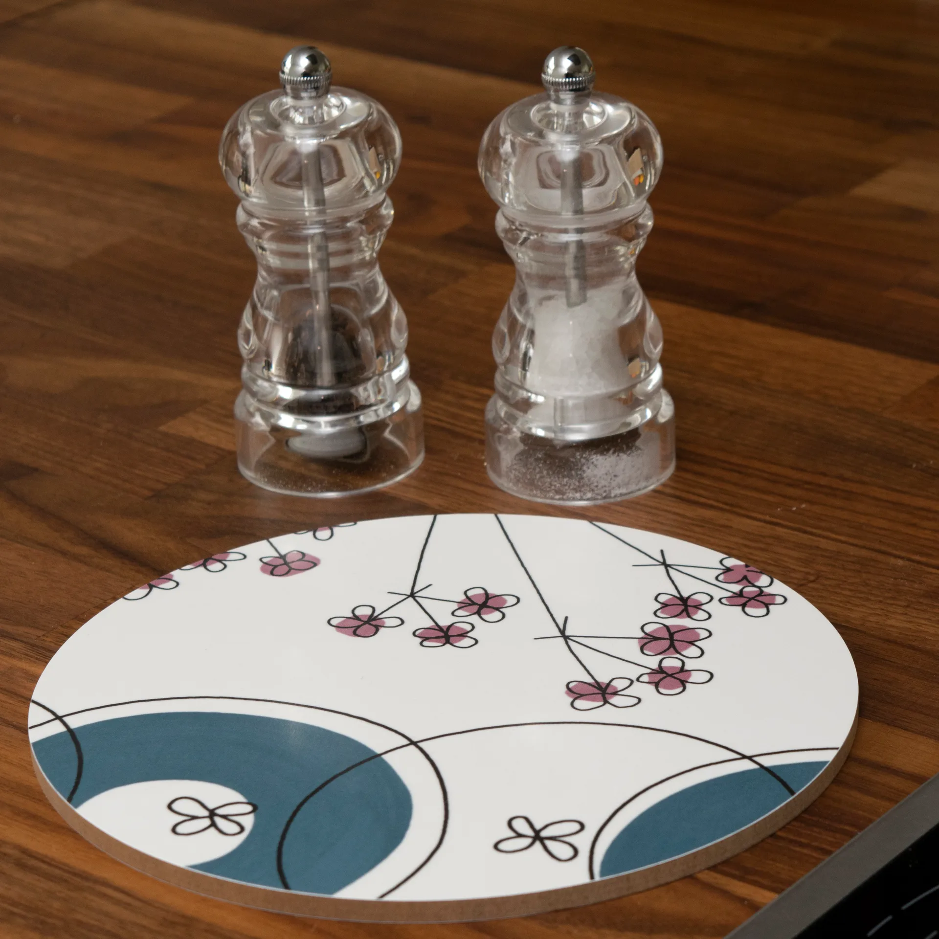 Salvamanteles Picknick, azul-rosa Almedahls