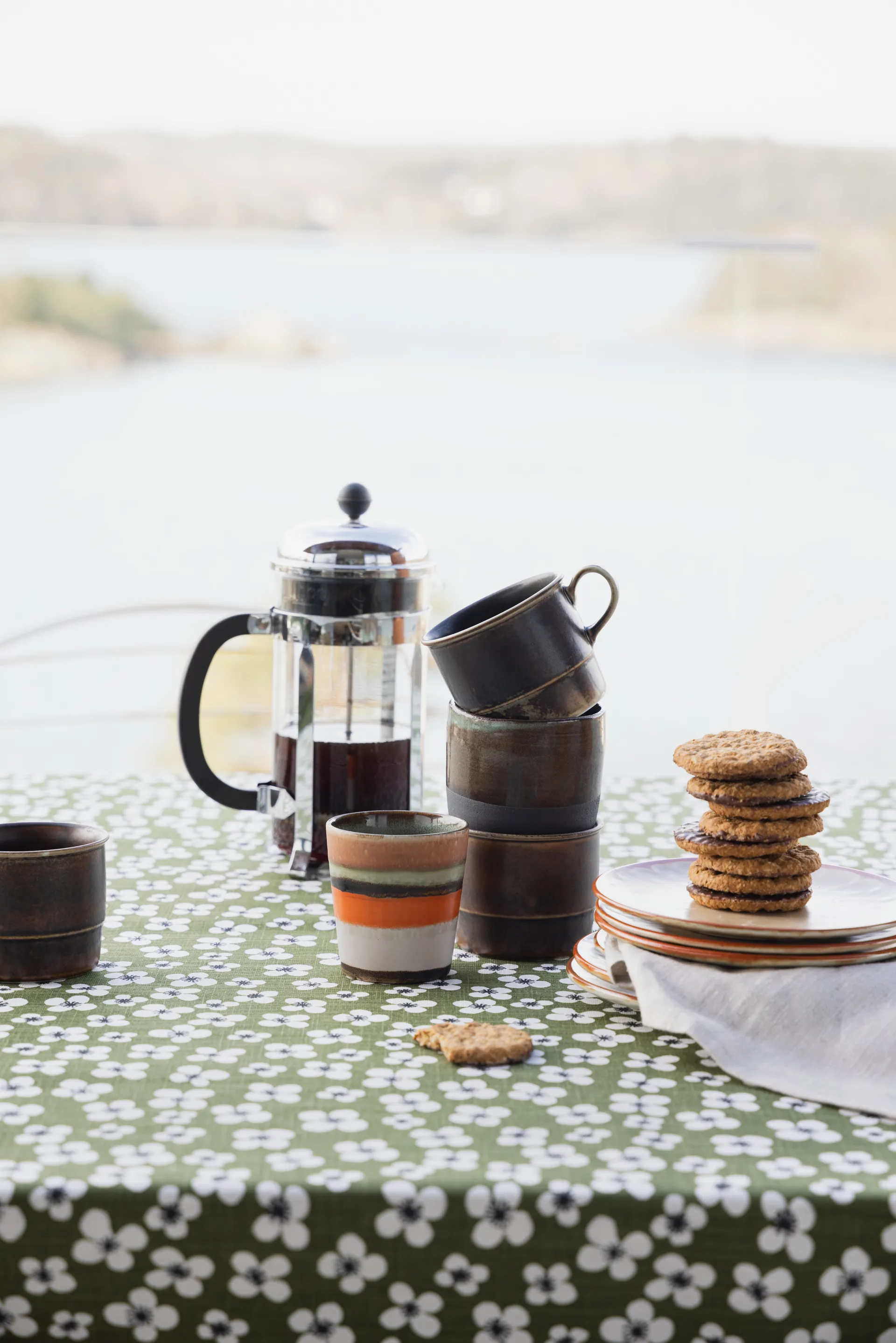 Tela de mantel encerado Belle Amie por metros, Verde oscuro Almedahls