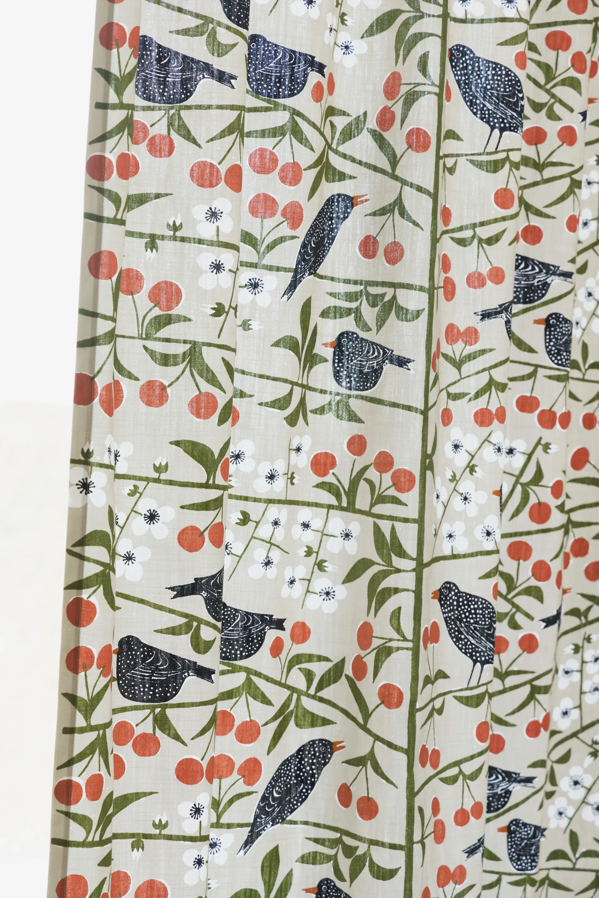 Tela Körsbärsträdgården, Beige Almedahls