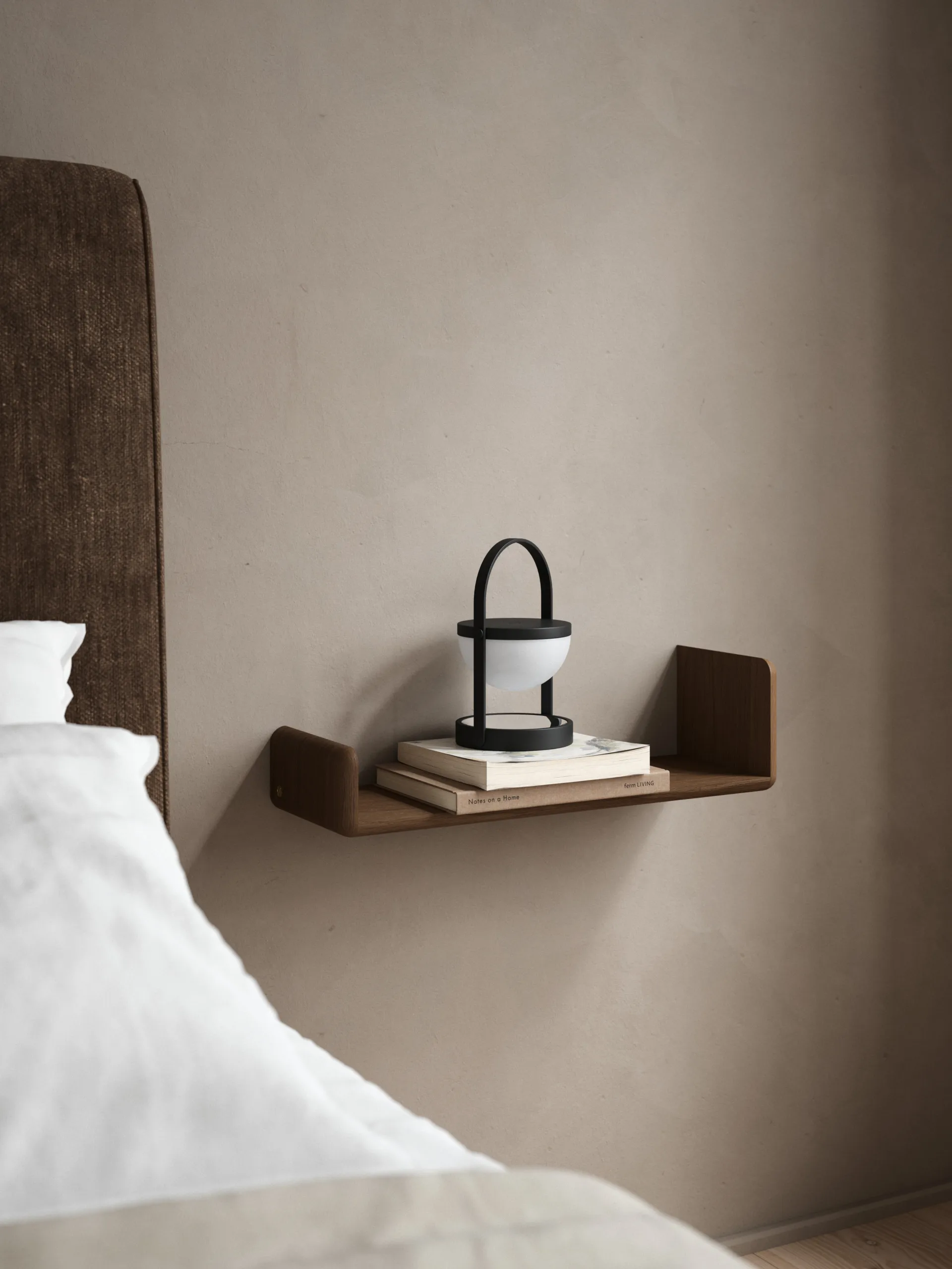 Estante de pared Level , Roble ahumado aceitado, 55×18×9 cm Andersen Furniture