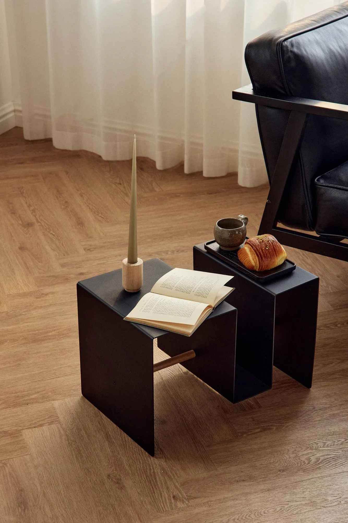 Mesa auxiliar Edge, Black (negro) Andersen Furniture