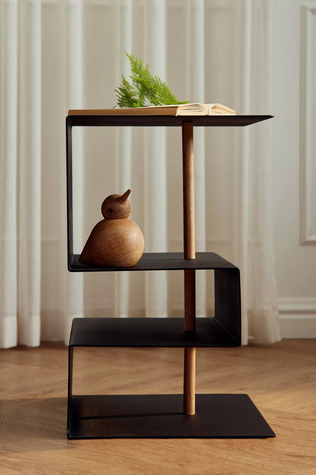 Mesa auxiliar Edge, Black (negro) Andersen Furniture