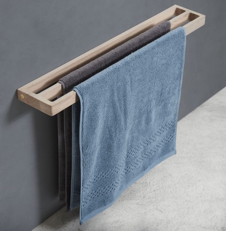Toallero doble Andersen 73,5 cm, Lacquered oak Andersen Furniture
