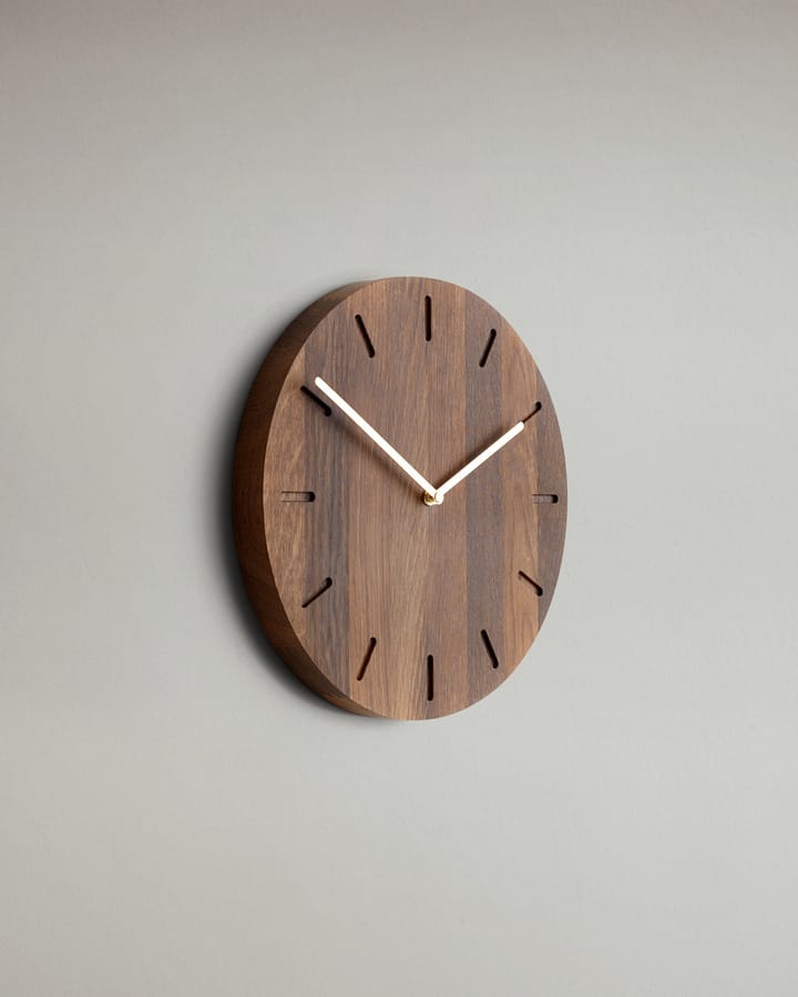 Reloj de pared Watch:Out, roble oscurecido-latón Applicata