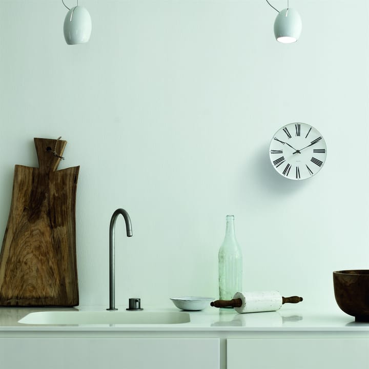 Reloj Arne Jacobsen Roman, Ø 16 cm Arne Jacobsen Clocks