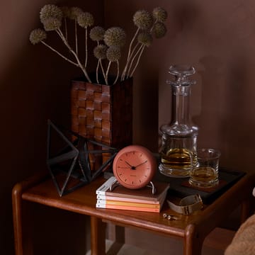 Reloj de mesa AJ City Hall - Pale naranja - Arne Jacobsen Clocks