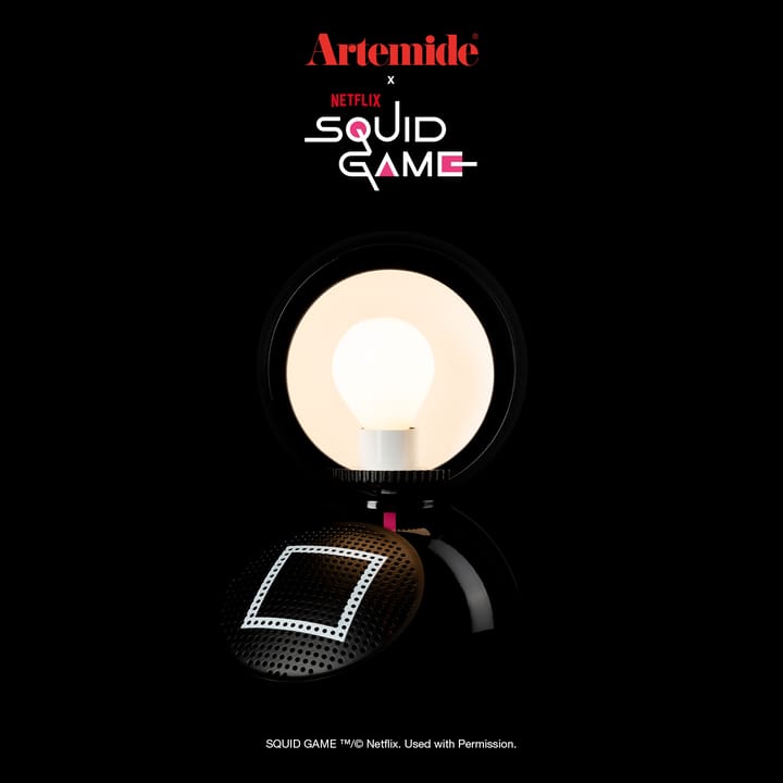 Eclisse x Squid Game Lámpara de mesa Special Edition, Guard black Artemide